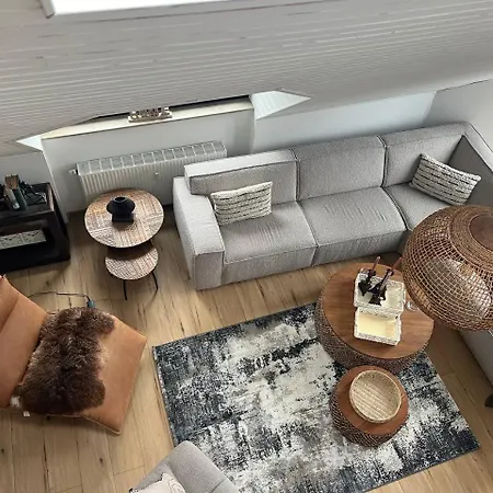 Luxuswohnung In Niederkassel Апартаменты